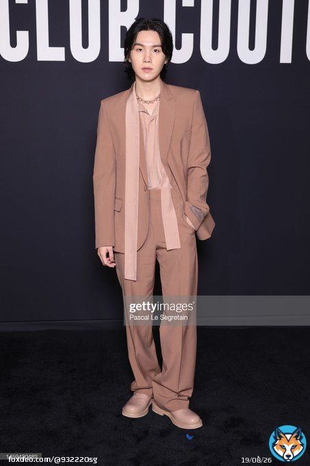 SUGA is wearing @MaisonValentino's men's spring/summer 2023 Haute Couture collection   HAUTE COUTURE WITH SUGA #SUGAxValentinoCouture #SUGAValentinoDiVas  #SUGAatParisFashionWeek