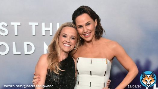 #ReeseWitherspoon is praising her good friend #JenniferGarner for fighting for her role in &ldquo;The Last Thing He Told Me.&rdquo;