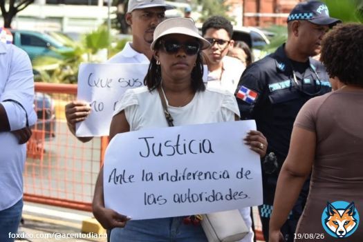 A 10 meses de la tragedia del Jet Set: justicia, duelo y deudas pendientes Amplía en  #Acento #AcentoDiario