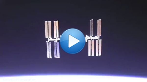 Поднять космический аппарат в околоземное пространство не так сложно. Самое сложное &mdash; удержать его там, чтобы он не упал, вывести на орбиту. Для этого девайс нужно разогнать как следует. МКС летит над Землей со скоростью около 8 км/с. Почти в десять раз быстрее винтовочной пули.