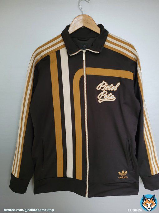 Adidas Pistol Pete (Pete Maravich) track top. New in my collection.  #adidas #adidasoriginals #3stripes #basketball #pistolpete #maravich #UtahJazz #BostonCeltics #adidascollector @adiFamily_ @Dadidassler #NBA #trefoil #adidasboy @utahjazz @celtics