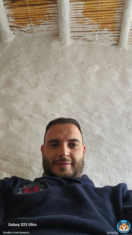دبا الحكومة كايصوت عليها الشعب باش تحميه من الباطرونة والزيادات في الأسعار وحنا في المغرب رئيس الحكومة هو لي كايبيع لينا الغاز والمازوط وليصانص ودبا سمعت شي خبار شاد صفقة تحلية ماء البحر وغايولي يبيع لينا ماء الروبيني؟ دبا السؤال ديالي مطروح للسيد رئيس الحكومة عزيز أخنوش واش تقدر تحمي الشعب وتحاسب مع الباطرون عزيز أخنوش ؟ لي فاهم شي حاجة يفهمني راه والله تكانسول بالمعقول\ud83e\udd14 ؟