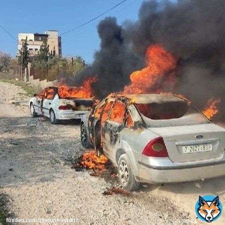 #Israeli Settlers attack Palestinians and set fire to several #Palestinian vehicles in the town of #Burin, #Nablus.  #IsraeliApartheid #16thOctoberGroup