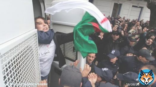 أخر الاخبار-الجزائر العاصمة(#الجزائر)-.....'عاوتاني #المغرب 'اتهمت وكالة الأنباء الجزائرية الرسمية مستشارين فرنسيين من أصل جزائري مقربين من المغرب بالعمل على تقويض العلاقات الفرنسية الجزائرية وذلك بعد استدعاء عبد المجيد تبون سفيره بباريس.