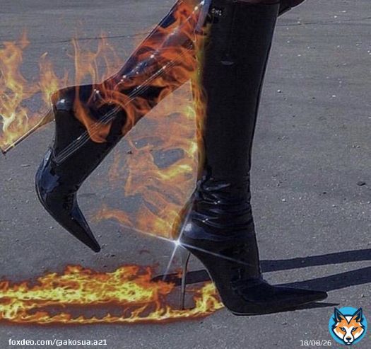Your faves are giving you a live performance but you're still talking about Khosi. Baby girl, keep those feet on their necks.   #KhosiTwala #khosireigns #BBTitans