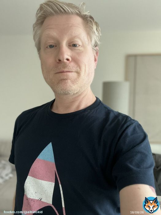 I’m in London today, or I’d be helping GOTV efforts on the ground. Wearing my Trans Flag Starfleet Delta shirt in solidarity with trans & non-binary folks, who will be much better off under a Harris-Walz administration than that of a fascist. Do the right thing. #VoteKamala