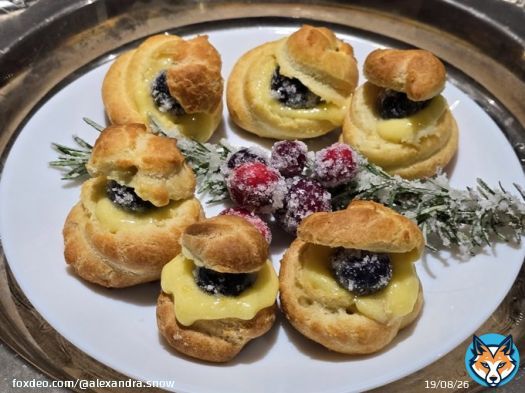 Properly inspired by my recent binge watch of @BritishBakeOff, I found my KitchenAid in the depth of my basement and decided to do a spontaneous holiday bake: choux buns with lemon curd and sugared blueberries!  I don't consider myself a baker, so I''m really proud of these.