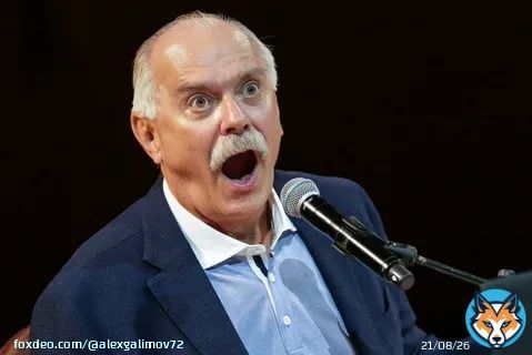Никита Михалков просит 3 миллиарда. Барин хочет снять фильмы о выступлении на Олимпиаде, о наших медиках во время пандемии и о современном космосе. На каждый из фильмов он просит по 1 млрд руб, а каждый из фильмов, по словам Михалкова, будет отражатьрусскую национальную идею.