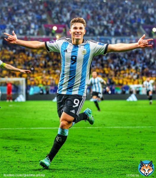 Julian Alvarez&rsquo;s last 2 games for Argentina at the 2022 FIFA World Cup.   vs. Poland   vs. Australia    #FIFAWorldCup|#ARG|#ARGAUS