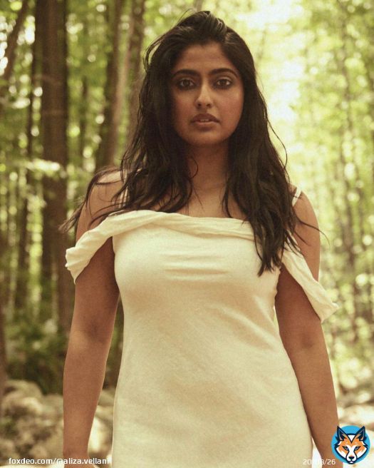 'I want my art to show the complexities of an individual and challenge what we think of our own humanity.' - Aliza Vellani. Read our full interview with Aliza by clicking the link in our bio!...#alizavellani #netflix #sweettooth #sweettoothnetflix #r#ranisingh #themprfirm