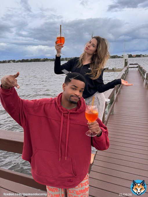 Woke up from a nap to find @kingbach at my front door!!!he Came home to Florida for the holidays!!! best gift ever !!!