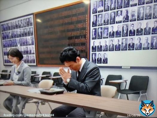草彅さん、本当は撮影の前にお弁当食べないのに、きちんと頂きますして、食レポをたくさんやって堪能してウマイッて連発して番組盛り上げてる。素敵。   #罠の戦争   #ワナワナ   #高橋克典   #草彅剛   #爆買いスター恩返し
