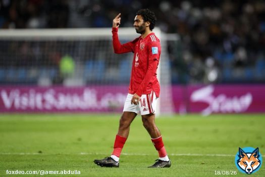 حسين الشحات .. يصبح اول لاعب عرب ي يسجل لفريقين عربيين مختلفتين في كاس العالم للاندية .. مع العين امام الترجي  مع الاهلي امام اوكلاند  #الأهلي_أوكلاند_سيتي   @husseinelshahat   شكراً يا نجم