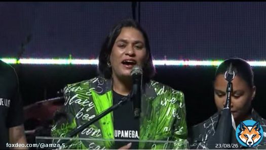 It's Lynn Forbes asking for a moment of silence for Tibz  #akamemorialservice