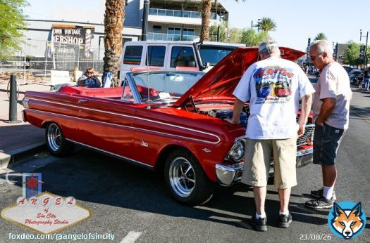 They just don't make cars like this anymore.....  #Classic #car #auto #automobile #Ford #mustang #American #Muscle #AmericanMuscle #vintage #speedy #fast #PhotoOfTheDay #ArtOfTheDay #BestOfTheDay #LasVegas #Vegas #SinCity #red #HardBody #sexy