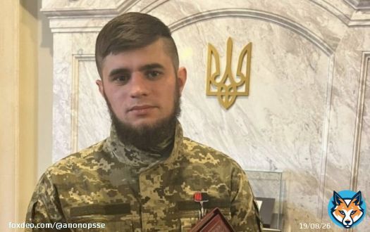 Thousands of people, including Zelensky, Klitschko and Finnish PM Sanna Marin are attending a memorial service for the fallen Hero of Ukraine, Dmytro &ldquo;Da Vinci&rdquo; Kotsiubailo on the Maidian Square in Kyiv Gone too soon   Rest in Power Hero of #Ukraine #UkraineRussiaWar