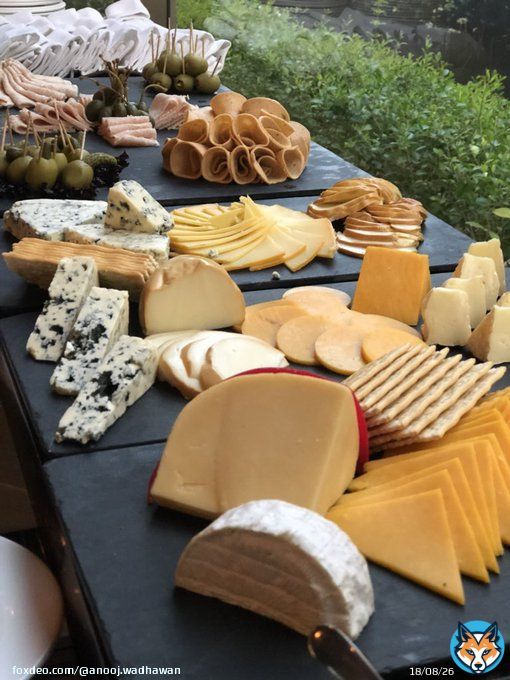 The love for Cheese , setting this platter @roseatehouse ; What&rsquo;s your fav cheese ? mine is gruyere cheese  !  #bonappetit #buenprovecho #healthyeating #dairyfree #diet #lifestyle #paris #raclette #fondue #love #youandme #smileforlife #smiletoday #like4like