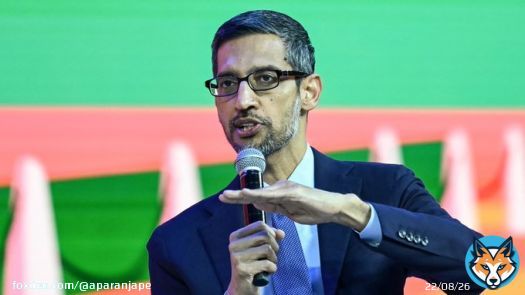 Google's 'Microsoft - Netscape' (1995) moment is here and Google has taken its first step in its response against ChatGPT.   Interesting battle ahead in the weeks / months ahead!      Hope @sundarpichai is studying the @BillGates action plan from bacback then.