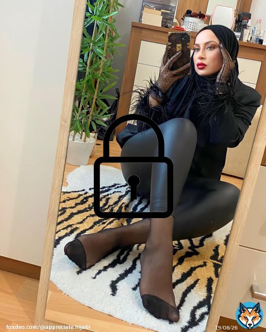 /s/  I appreciate hijabi women showing off their feet.  Sexy Beautiful Women  4chan