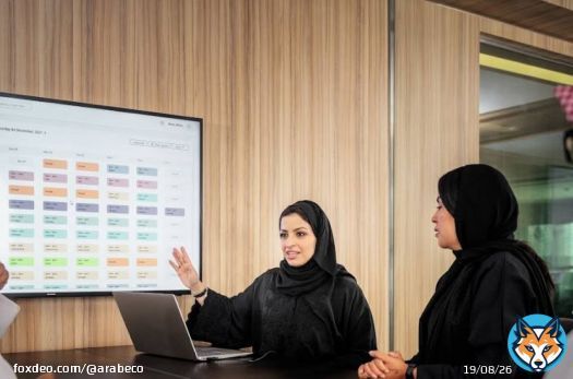 "جسر" للبرمجيات تغلق جولة تمويلية بـ30 مليون دولار #السعودية #جولة_تمويل #تقنية<bR>أغلقت شركة جسر، المتخصصة بالبرمجيات كخدمة "SaaS" اليوم جولة تمويل بقيمة 112 مليون ريال (30 مليون دولار)، بقيادة ميراك كابيتال، بهدف تطوير منتجات جديدة والتوسع في منطقة الشرق الأوسط وشمال أفريقيا.تنفق الشركة التمويل في تطوير منتجات جديدة تخدم قطاع الموارد البشرية وفي خطط التوسع، بحسب محمد عكار الجوهي المؤسس والرئيس التنفيذي للشركة الذي أكد في مقابلة مع " اقتصاد الشرق"، أن الشركة تخطط للتوسع في منطقة الشرق الاوسط وشمال افريقيا مع الحفاظ على تركيزها على السعودية والخليج."رواء" السعودية الناشئة للبرمجيات تغلق جولة تمويل بـ27 مليون دولار 3 آلاف عميلتقدم الشركة التي تأسست عام 2016، في مقراتها بالرياض وحضرموت نظاماً رقمياً لإدارة الموارد البشرية وتخدم أكثر من 3 آلاف عميل، وتغطي 16 قطاعاً، بالإضافة إلى 350 ألف موظف مسجل في الشركة."جسر" وصفت في بيان، العملية بأنها أكبر جولة من الفئة "أ" لشركات البرمجيات كخدمة في المنطقة.قال عبدالله التمامي، الشريك والرئيس التنفيذي في ميراك كابيتال:" تعالج الشركة أكثر من 10 مليارات ريال من أجور الموظفين في القطاع الحكومي والخاص".يشهد قطاع الـ" Saas " اهتماماً ملحوظاً في الآونة الاخيرة في المنطقة، حيث حصدت شركة رواء السعودية الناشئة في قطاع التقنية، المتخصصة في تقديم حلول سحابية لقطاع التجزئة، تمويل بقيمة 27 مليون دولار (100 مليون ريال سعودي) في أغسطس الماضي.