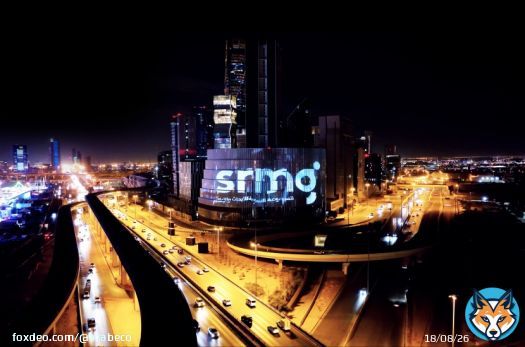 "السعودية للأبحاث والإعلام" تطلق منصّة "الشرق ديسكفري" #السعودية #صناعة_الترفيه #المجموعة_السعودية_للأبحاث_والإعلام<bR>أعلنت "المجموعة السعودية للأبحاث والإعلام" (srmg) المدرجة في سوق الأسهم السعودية الرئيسية "تداول"، عن إطلاق منصّة "الشرق ديسكفري" المختصّة بالمحتوى التثقيفي الترفيهي الناطق بالعربية، في إضافة جديدة إلى "شبكة الشرق الإخبارية" التي تشمل "الشرق للأخبار"، و"اقتصاد الشرق مع بلومبرغ"، قناتا الأخبار الأسرع نمواً في منطقة الشرق الأوسط وشمال أفريقيا لثلاث سنوات متتالية، إلى جانب "الشرق الوثائقية" التي أُطلقت مؤخراً.المجموعة الإعلامية المتكاملة والأكبر في منطقة الشرق الأوسط وشمال أفريقيا، قالت في إفصاح على موقع "تداول" اليوم إن إطلاق المنصة الجديدة بالتعاون مع "وارنر براذرز ديسكفري" (Warner Bros. Discovery)، يأتي استجابة للطلب المتزايد على المحتوى العربي عالي الجودة، حيث ستقدّم "الشرق ديسكفري" عدداً واسعاً من البرامج المجانية الحصرية من مكتبة "وارنر براذرز ديسكفري"، بالإضافة إلى برامج الإنتاج الأصلي.تحسّن الإيرادات يرفع أرباح srmg السعودية 8%بحسب الإفصاح، فإن الاتفاقية بين الجانبين تتضمّن فرصاً للتعاون في الإنتاج المشترك مع "وارنر براذرز ديسكفري" و(HBO) لتقديم محتوى واقعي نوعي عن منطقة الشرق الأوسط وشمال أفريقيا.