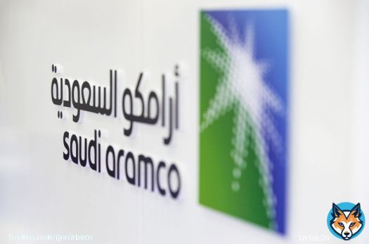 "واعد فنتشرز" التابعة لأرامكو تدعم شركة أمن سيبراني إماراتية #أرامكو #السعودية #الأمن_السيبراني #تكنولوجيا #الإمارات_العربية_المتحدة #الذكاء_الاصطناعي<bR>انضم صندوق "واعد فنتشرز"، ذراع الاستثمار الجريء التابع لشركة "أرامكو السعودية"، إلى قائمة المستثمرين في شركة "سبايدر سيلك" (SpiderSilk) الناشئة الإماراتية، التي تقدّم خدمات الأمن السيبراني المدعومة بتقنيات الذكاء الاصطناعي.صندوق "واعد فينتشرز"، البالغة قيمته 500 مليون دولار، قاد جولة تمويل لصالح "سبايدر سيلك" بقيمة 9 ملايين دولار، ضمت أيضاً "الشركة السعودية لمشاريع التكنولوجيا" ومقرها الرياض، و"غلوبال فينتشرز" الواقع مقرها في دبي.يركز التمويل الجديد المخصص لـ"سبايدر سيلك" على دعم خدمات التكنولوجيا التي تقدمها في السعودية، حسب بيان الشركة.ووفقاً لموقعها على الإنترنت، فإن "سبايدر سيلك" تعاونت سابقاً مع مجموعة "لينوفو"، وشركة "باناسونيك هولدينغز"، ووحدات تابعة لـ"سامسونغ غروب".تعتزم الشركة الناشئة نقل مقرها الرئيسي إلى السعودية بحلول العام المقبل، حسب القواعد الجديدة المطلوبة من الشركات الأجنبية التي تتعاون مع جهات حكومية.كما وقعت "أرامكو" اتفاقية تعاون مع "سبايدر سيلك" لتعزيز خدمات الأمن السيبراني لديها.
