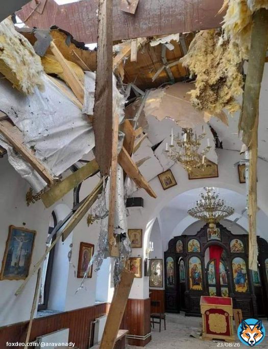 The #Russian #liberators came to #Luhansk region to liberate many #roofs so that some fresh air can come into buildings now  \ud83d\ude0c (picture from #Sievierodonetsk May 15 enclosed)! #RussiaInvadedUkraine #FCKPTN  #Северодонецк #Луганск #UkraineWeWar #Donbas