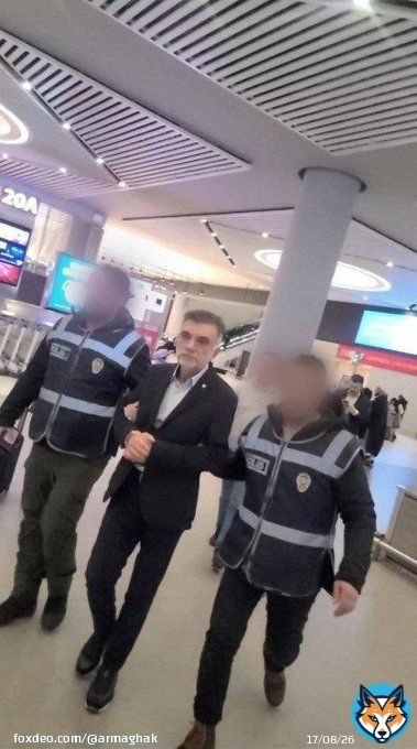 At the airport in #Istanbul, the architect of the 'Renaissance' residential complex in the province of #Hatay was detained, which completely collapsed during an earthquake. Mehmet Coskun was detained while trying to leave for Montenegro.  #Turkey #TuTurkeyQuake #T&uuml;rkiye
