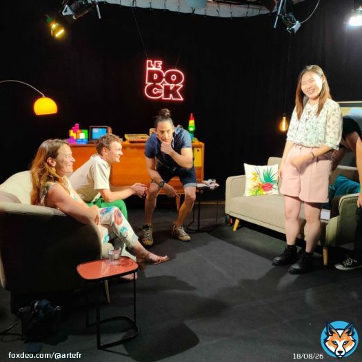 Pr&ecirc;ts pour un stream &agrave; vous faire perdre la tech ?   #LeDock avec @LamHua sur &laquo; Dopamine, &laquo; comment les applis pi&egrave;gent notre cerveau &raquo; commence tout de suite !  Pr&eacute;sence de :  Sandrine Duverne Consultante scientifique en neurosciences cognitives  Byeong Ya NOH Lead Ergonome UX&hellip;Show more