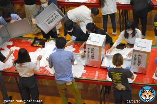 まさかの展開となった品川区長選。過去にも例がほとんどない「当選者なしの再選挙」となる見通しです。初の女性区長を目指す候補が得票トップでしたが法定得票に約５８９票届かず。取材に対し、全６候補はいずれも再選挙への立候補を検討しているとしました。詳報記事はこの後。  #品川区長選挙