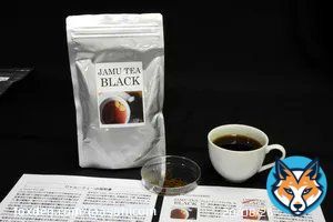 【注意】健康茶からステロイド成分検出　国民生活センター「飲用者は受診を」     ステロイドが検出されたのは、「ジャムー・ティー・ブラック」  容器包装には 「花粉症の厳しい症状が緩和され通常生活が可能な状態になると報告されています」などとうたっていました。