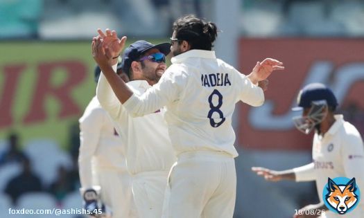 The man The myth The legend Sir jadeja is back . #jaddu  #BorderGavaskarTrophy  #INDvsAUS