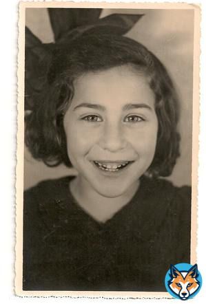 3 December 1933 | A Dutch Jewish girl, Rosalia Elisabeth Bloemist, was born in Amsterdam.  In February 1944 she was deported to #Auschwitz and murdered in a gas chamber after the selection.