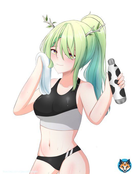 Fauna sports bra~! #FineFaunart