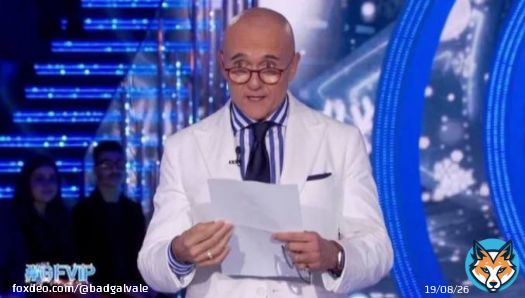 &ldquo;una sera mi metto su un completo intimo sexy e lui mi guarda e mi domanda cosa ci fai scalza&rdquo;  MA LA VERA DOMANDA &Egrave; PERCH&Eacute; LO RIVUOI.   #cepostaperte