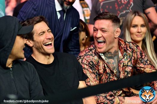Jake Gyllenhaal and Conor McGregor last night at the #UFC285