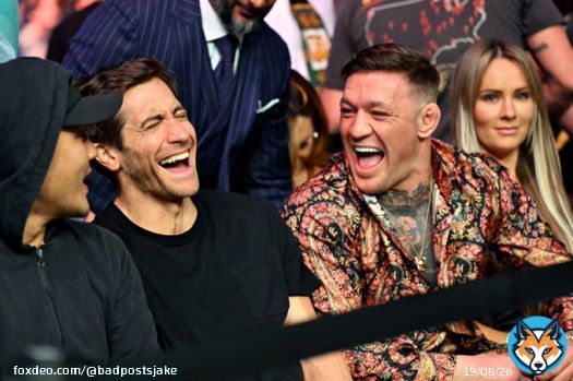 Jake Gyllenhaal and Conor McGregor last night at the #UFC285