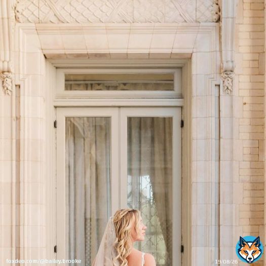 Some sneak peak photos from our wedding  @Sean_lawless_x