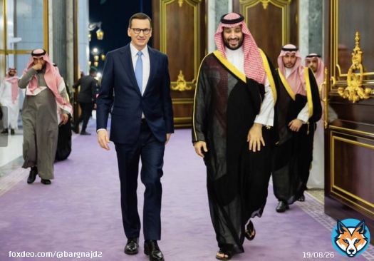 #السعودية #بولندا    مهندس الشرق الاوسط و مهندس السلام العالمي سمو سيدي #ولي_العهد #الأمير_محمد_بن_سلمان يستقبل رئيس وزراء بولندا    السلام يأتي من أرض السلام  #يوم_العلم
