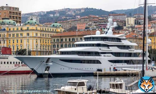 &ldquo;$200m superyacht to be sold at auction to benefit Ukraine   A $200m superyacht owned by Viktor Medvedchuk, an oligarch and friend of Vladimir Putin who is under sanctions, is to be sold at auction after its seizure in Croatia earlier this year&rdquo; Guardian -