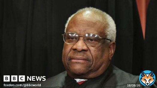 Democratic senators call for US Supreme Court to investigate Justice Clarence Thomas