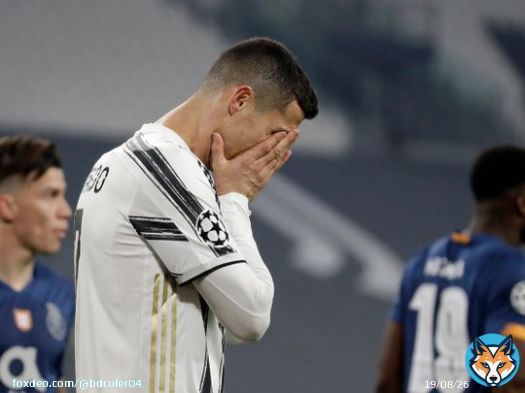Mister Champions League:  Loss against Porto Loss against Ajax Loss against Lyon Europa league this year  They laugh at messi because he lost against the best team itw rn