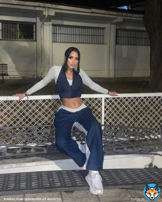 @rania_mzz1 \ud83d\ude0d. . . . .Maroc en lıgne#beautiful #moroccangirl #casablanca #tanger #tetuan &rlm; &rlm;&lrm;#موديل #فاشن #ستايل #بلوقر #دبي #ابوظبي #الامارات #السعودية #قطر #الكويت #البحرين #مصر #بيروت #المغرب #اعلاميات #فنانات #عارضات #بنات ت #مشاهير #اكسبلور #اكسبلور_فولو #اكسبلور_explore #2k23