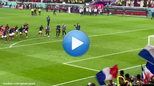 準決勝 モロッコ0-2フランス FT モロッコが主導権を握る時間もあり、フランスの攻撃を抑え込むこともできていた。それでも決定機がさほど多くなくても個のチカラでサラリとモノにしてしまうフランスには敵わず。 これで決勝は-というメッシvsエムバペのスーパースター対決に。  #Qatar2022