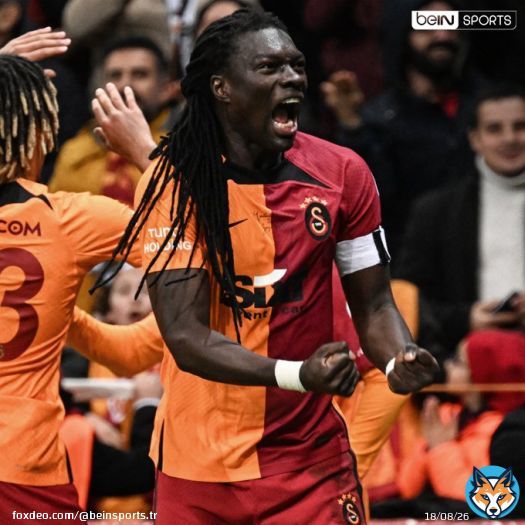 Galatasaray, Bafetimbi Gomis'in golleriyle soyunma odasına önde giriyor! Galatasaray 2-0 İstanbulspor | #GSvİST İlk yarıdan kareler.