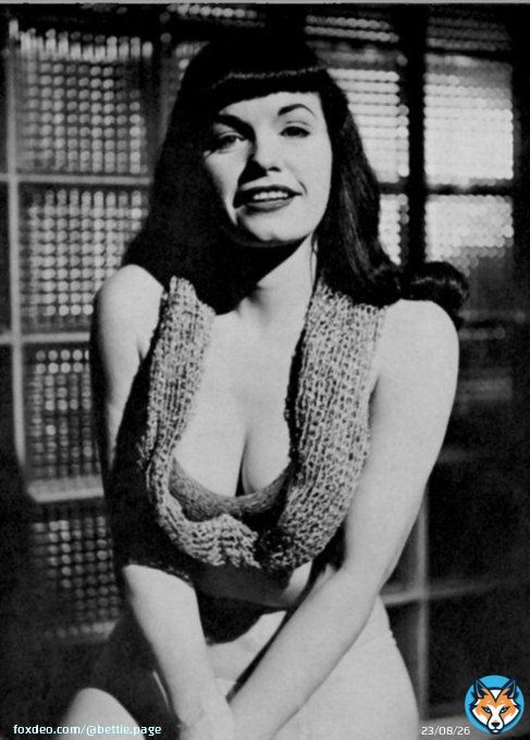 Bettie taking the cropped sweater to new heights  Happy Friday, y&rsquo;all!   #pinup #bettiepage #1950s #sweaterweather #pinupqueen #retrostyle #bettiebangs