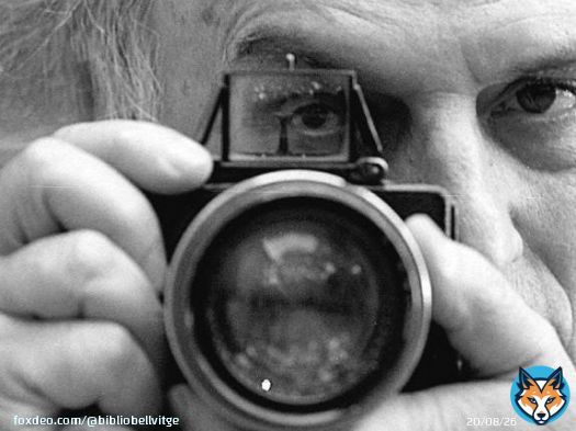 'Nos comemos el tiempo, Luis. Lo devoramos insaciablemente; tan veloz pasa todo que cuando nos damos cuenta ya no estamos aqu&iacute;...'  Carta a Luis Bu&ntilde;uel (fragment)  Carlos Saura (1932-2023)  THANKS  #DEP #Goya2023 #CarlosSaura #Saura