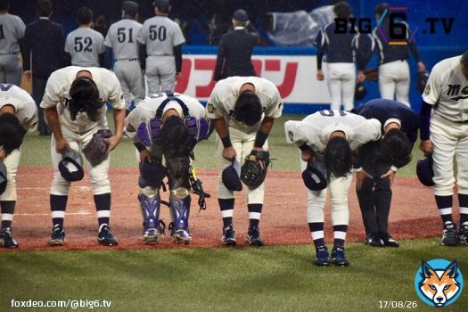 【第五十三回明治神宮野球大会 初戦】試合結果 明治大学 2 - 1 関西大学 勝利投手: #村田賢一(\u2462春日部共栄) 先発の村田投手が9回6奪三振と完封勝利緊迫した投手戦を制し、見事初戦に勝利を飾っています 次戦 → 11/22(火) 12:30〜 上武大と名城大の勝者 #big6tv #六大学野球 #頂戦 #明大
