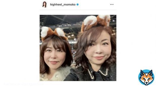 ハイヒール・モモコ、日本ハム新球場で開幕ゲームを生観戦！  パ・リーグ開幕戦が行われる日本ハムの新球場エスコンフィールド北海道に訪れていることを報告。  キツネの耳をつけたショットなど球場での写真をアップ。「オリックスファンやけど今日だけキツネつけるん許してね」　ハァ―？(偽キツネめ)