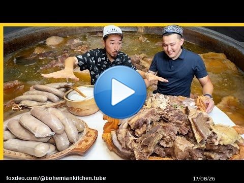 d&eacute;jeuner de viande massif avec un chef g&eacute;ant \ud83c\uddfa\ud83c\uddff Tourn&eacute;e gastronomique d'Ouzb&eacute;kistan &agrave; Tachkent